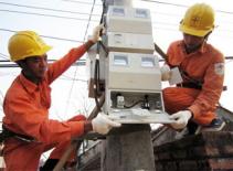 UBND xã sẽ chi trả hỗ trợ tiền điện cho hộ nghèo