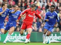 Nhiều cầu thủ đang xin được khoác áo Liverpool?