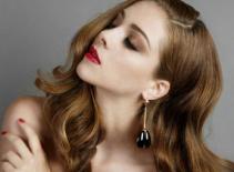 Long lanh nữ trang dạ tiệc