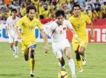 Công Vinh: Từ "bóng vàng" đến..."bóng chì"