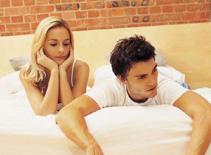 Chồng tôi không mỉm cười với vợ con