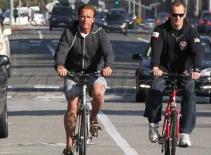 "Kẻ hủy diệt" ngang nhiên vượt đèn đỏ