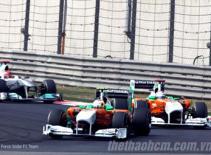 Cuộc đua nội bộ: Cục diện cân bằng