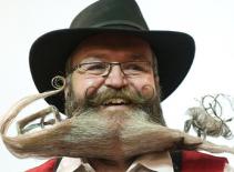 Thi râu và ria đẹp thế giới