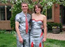 Những sản phẩm sáng tạo từ... băng dính