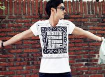 Sành điệu với áo pull trắng