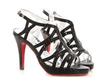 Đáng yêu xăng đan cao gót