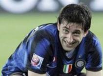 Napoli muốn có Milito