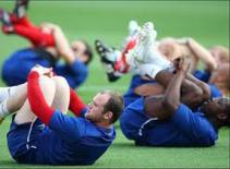 Manchester United tập luyện chống lại David Villa