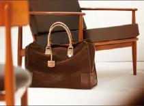 Phụ kiện cho chàng của Loewe   