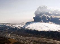 Núi lửa ở Iceland phun trào