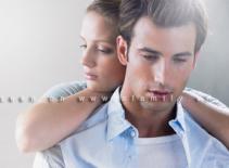 Tại sao chồng tôi lại chưa bao giờ đòi hỏi vợ “chuyện ấy”?