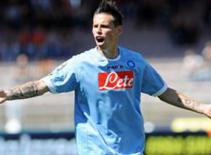 Điểm tin sáng 24.5: Milan nhắm Hamsik thay Pirlo