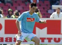 Milan tìm người thay Pirlo