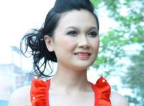 3 kiểu búi trễ đi tiệc 