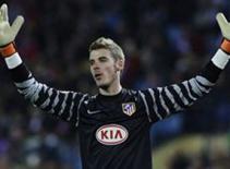 Chuyển nhượng ở M.U: Xong De Gea, vụ A.Young chốt hạ vào tuần tới?