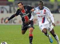 PSG và Lyon - ai sẽ đi Champions League?