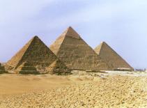 Phát hiện 17 kim tự tháp tại Ai Cập