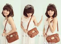 Thời trang cùng túi xách nhỏ xinh cực đẹp