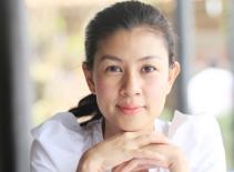 Kim Thư: "Mong hai con độc lập giống mẹ"