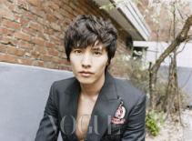 Mỹ nam Won Bin ngày càng gầy mòn, hốc hác