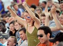 CĐV của St Etienne cổ vũ...PSG!