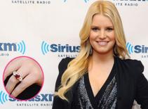 Những chiếc nhẫn triệu đô trên tay người đẹp