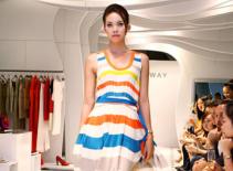 Hàng hiệu Runway kỷ niệm 1 năm thành lập  