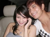 Lộ ảnh thân mật của Tim và Thủy Top