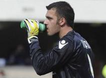 Roma hỏi mua Balzaretti, tiếp cận Viviano