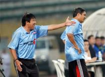 Hết kiên nhẫn, Bình Dương "trảm" trợ lý Mourinho