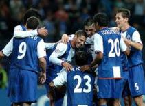 Bán kết Europa League 2010/11, sân El Madrigal, 02h05 hôm nay: Villarreal vs Porto