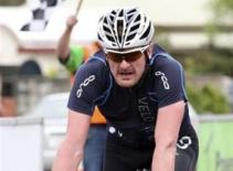 UCI kiện Floyd Landis