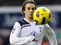 AS Roma đổi Vucinic lấy Kranjcar