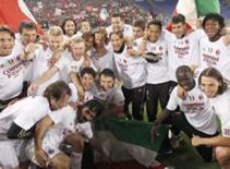 Bình luận: AC Milan tái hôn Scudetto