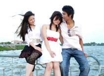 Khi đàn ông 'chỉ thêm chứ không bớt'