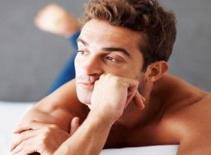 5 điều khiến chàng lăn tăn khi ở trên giường