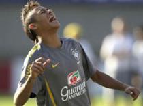 Premiership & Phiên chợ Hè 2011: “Bom tấn” có ai?