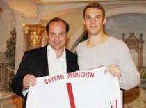 Neuer ra mắt tại Bayern: Số 1 mới
