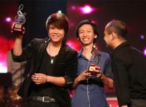 Khởi động Bài hát Việt 2011