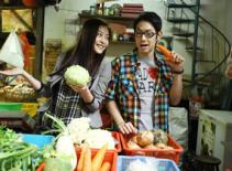 Ngô Kiến Hào cặp kè siêu mẫu Paris trong Material Queen