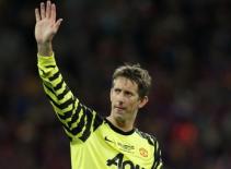 Van der Sar: M.U sẽ “trả thù” được Barca