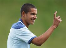 Jack Rodwell: Lối chơi của cầu thủ Anh đa dạng hơn Tây Ban Nha