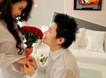 Lâm Vũ cầu hôn với người đẹp Minh Ngọc