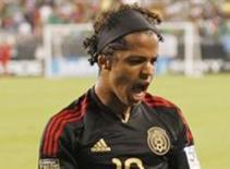 Sevilla quan tâm tới Dos Santos