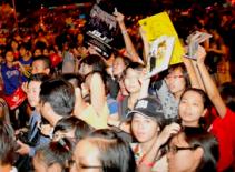 CĐV Việt Nam nồng nhiệt chào đón Park Ji Sung