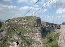 10 cây cầu cheo leo nhất thế giới