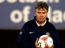 Chelsea lờ đờ tái thiết