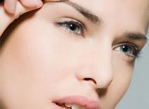  Tạo dáng chuyên nghiệp cho lông mày