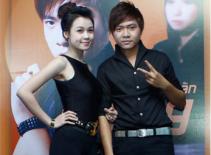 Ấn tượng với album đầu tay của chàng ca sĩ 16 tuổi